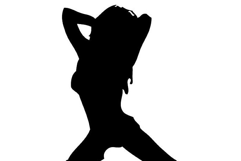 Cami Strella - Pussy Licking - Natural Tits